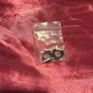 New black 0.5” hoop earrings